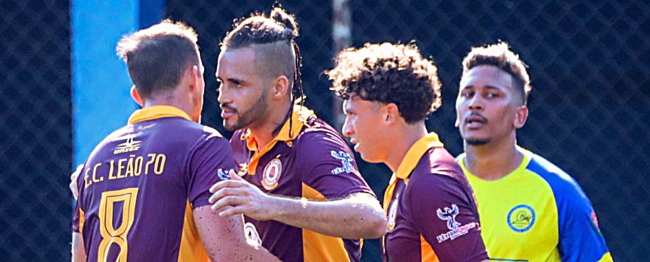 E.C Leão 70 vence o E.C Maresia por 3 a 1 e garante sua classificação na Copa do Busão