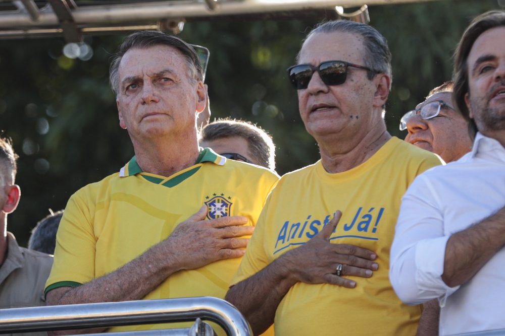 Bolsonaro e Malafaia lideram ato em Brasília pela anistia aos condenados de 8 de janeiro