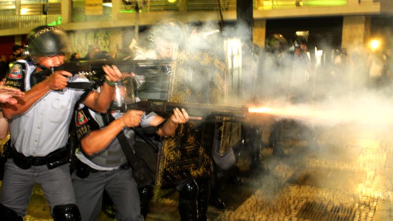 Favela do Moinho cercada: tensão e protestos marcam operação nesta quarta (14)