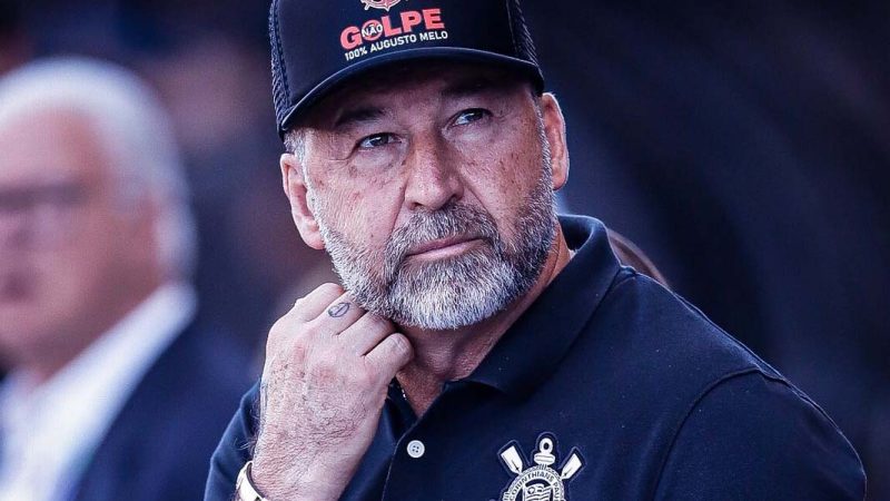 Impeachment no Corinthians: Presidente Augusto Melo é destituído do cargo