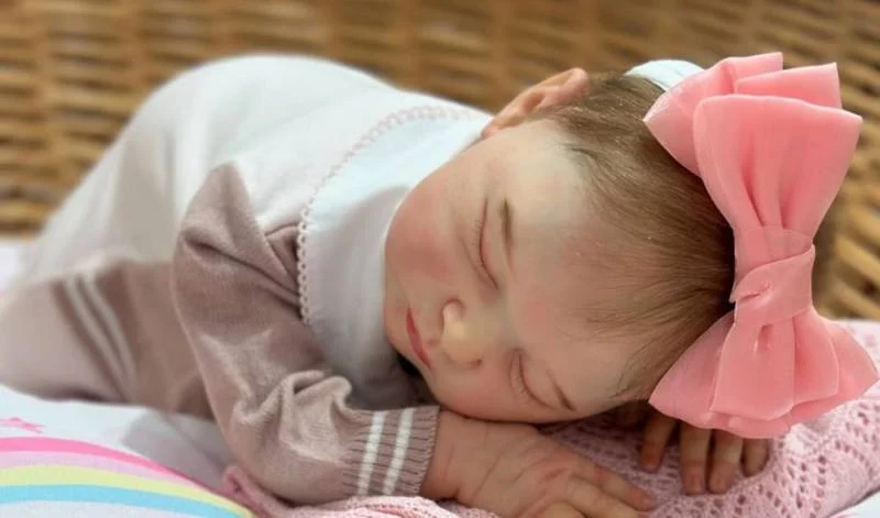 Vereador do Guarujá propõe atendimento psicológico para pais de bebês reborn
