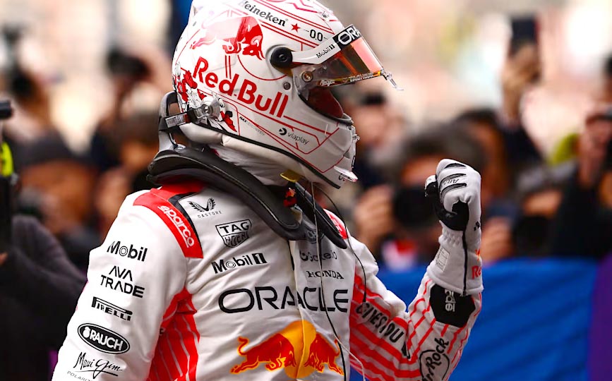 Verstappen conquista pole com volta espetacular no Japão