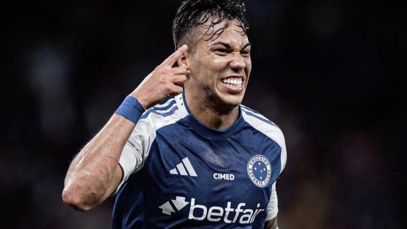 Cruzeiro vence o Vila Nova por 2 a 0 e larga na frente na Copa do Brasil