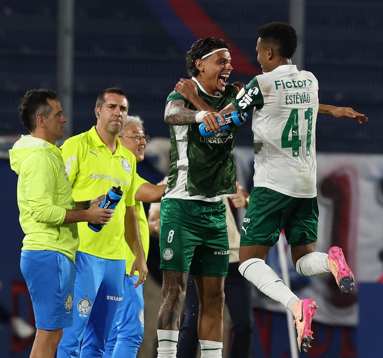 Palmeiras vence Cerro Porteño fora de casa e garante vaga nas oitavas da Libertadores