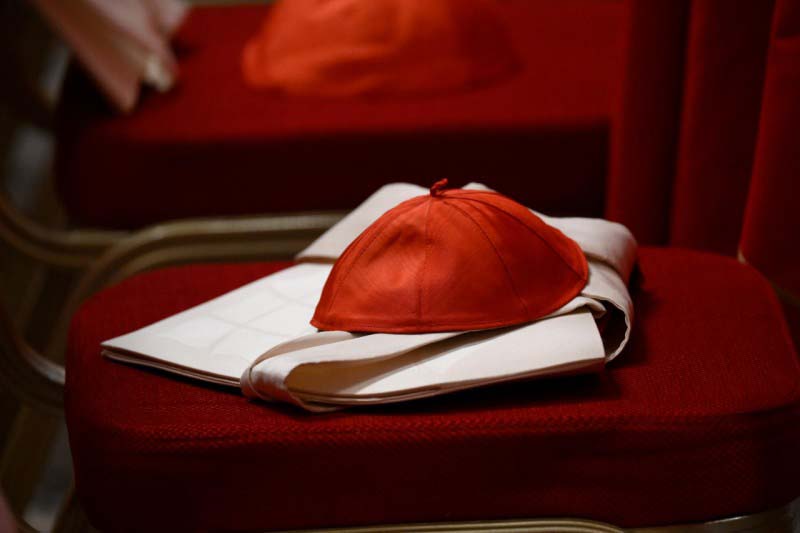 Papa Francisco é sepultado fora do Vaticano e quebra tradição centenária