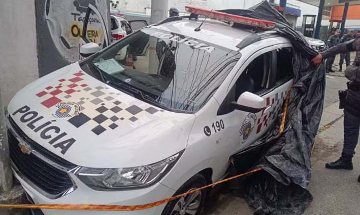 Policial é baleado dentro da viatura por criminosos na zona leste de SP