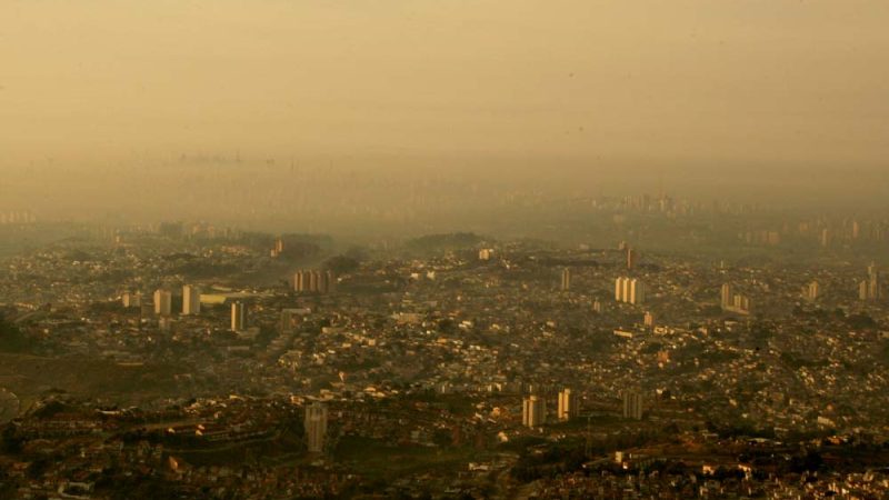 Ar Seco e Poluído: Como Esse Clima Ameaça Sua Saúde e o Que Fazer para se Proteger