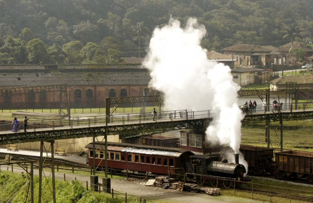 Passeio de Trem leva famílias a Paranapiacaba no Dia das Crianças